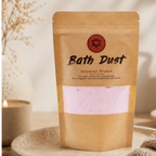 Coconut Dream Bath Dust in een warme badkamer setting