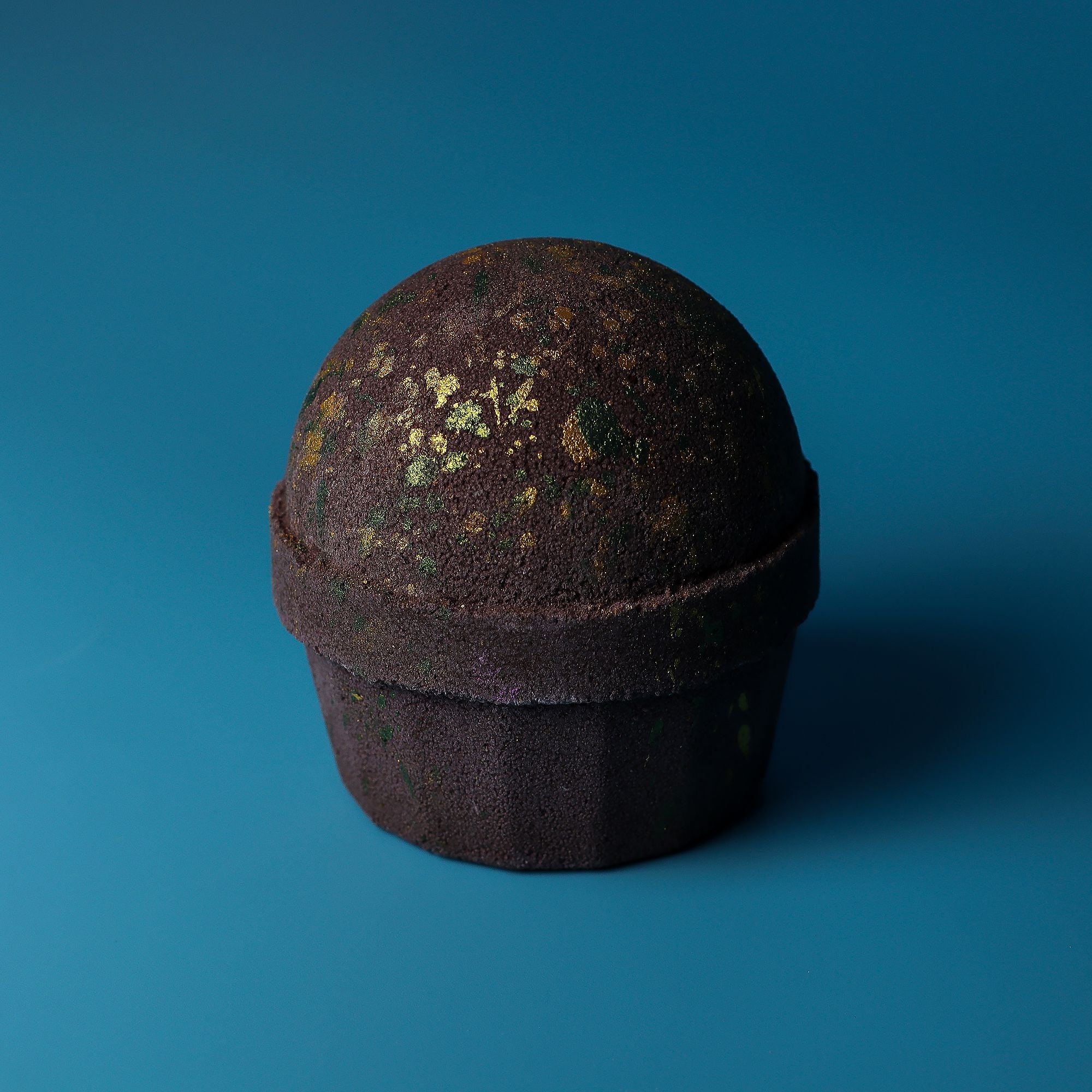 Emerald Oudh Truffle — Dubai Bath Bomb (±220g)
